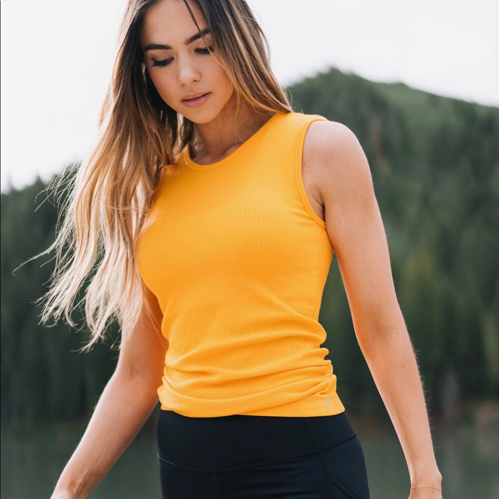 Sunset Parallel Tank Size Small